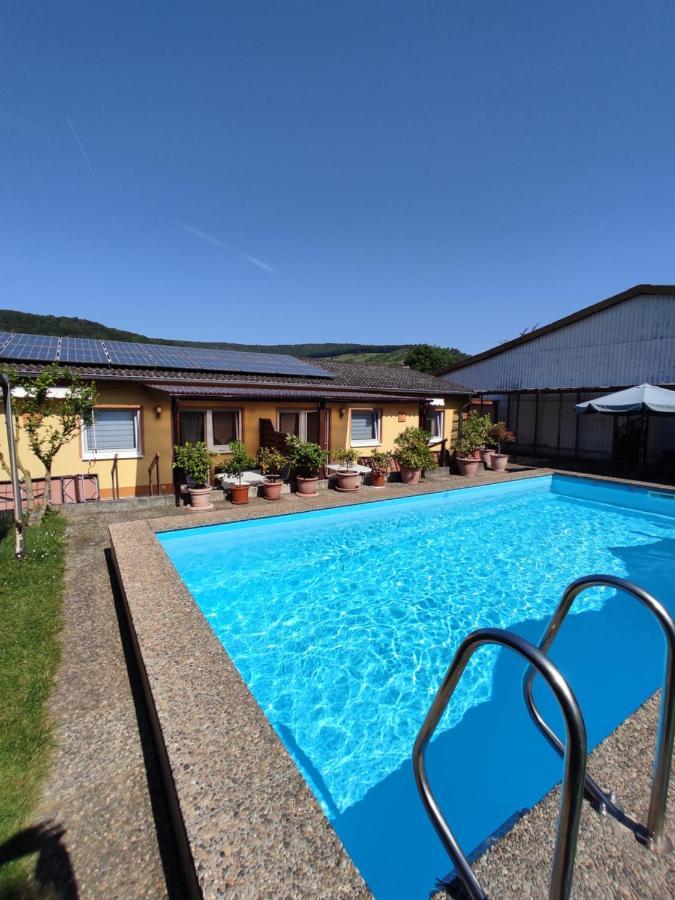 Moselferienweingut Schaefer Apartment วินทริค ภายนอก รูปภาพ