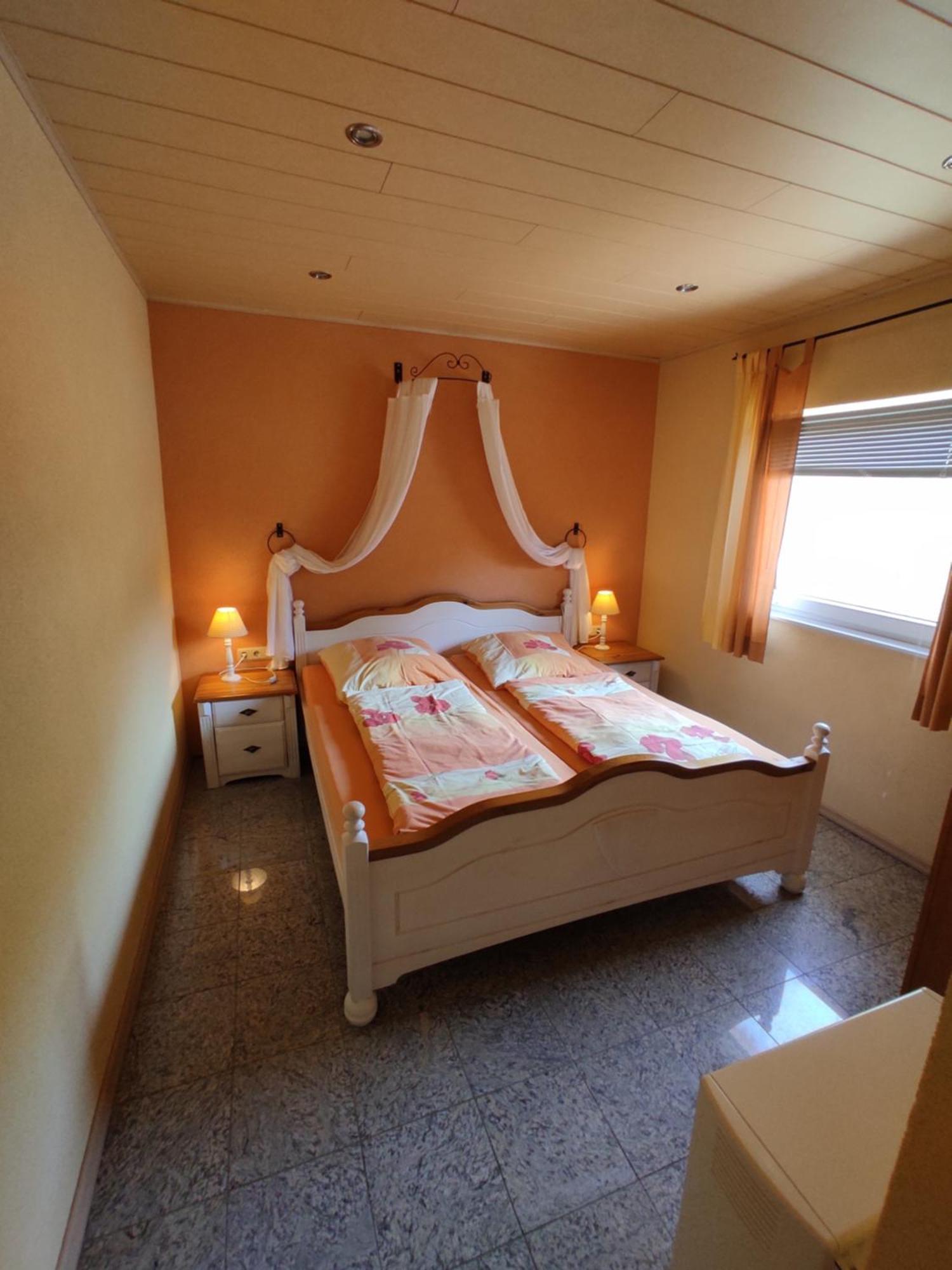 Moselferienweingut Schaefer Apartment วินทริค ห้อง รูปภาพ