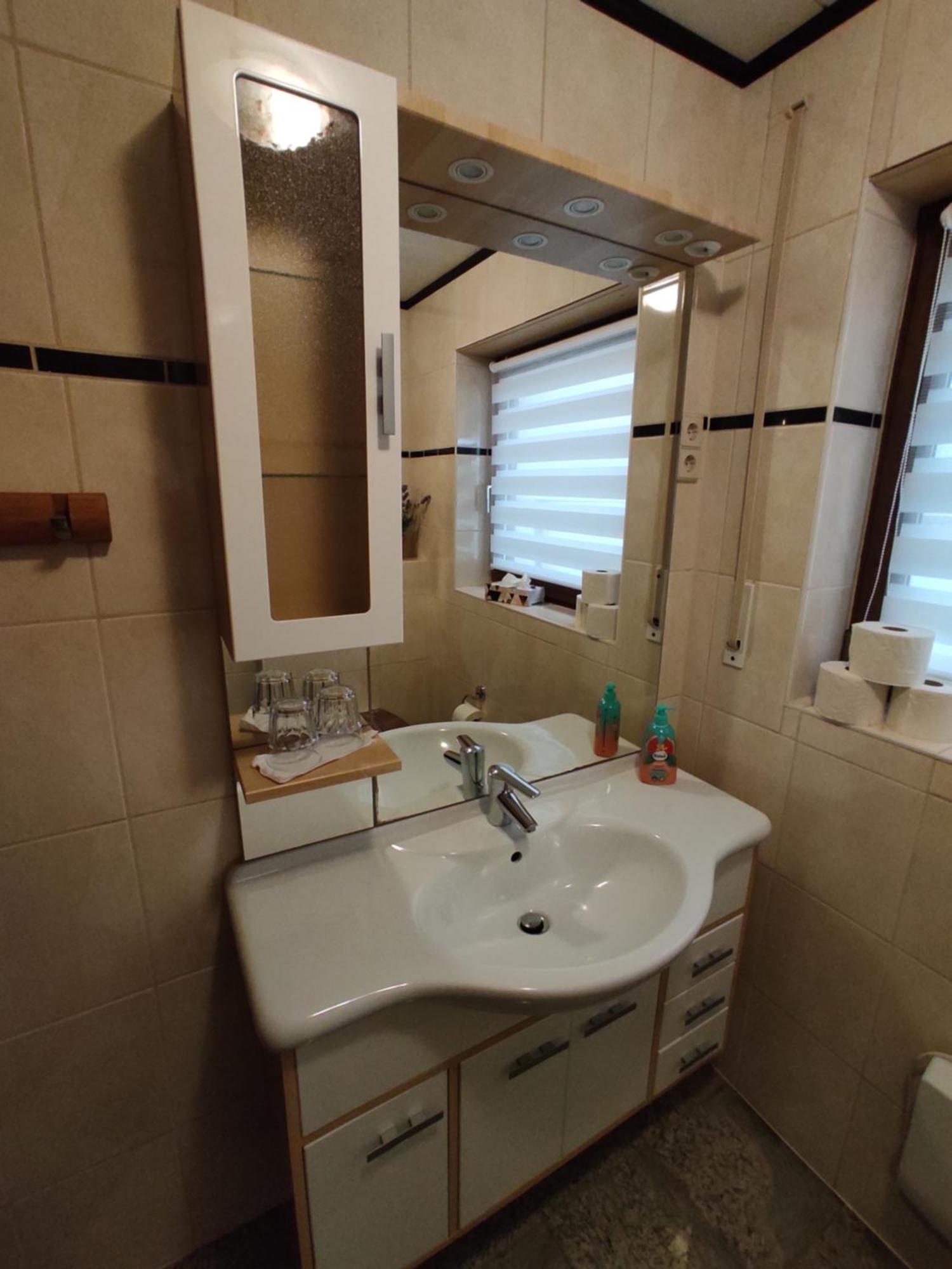 Moselferienweingut Schaefer Apartment วินทริค ห้อง รูปภาพ