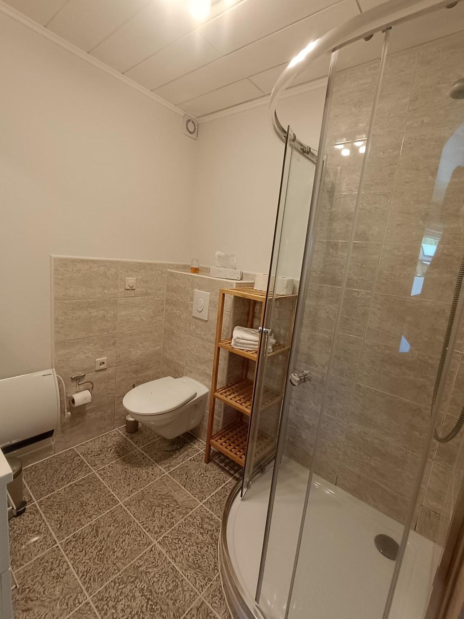 Moselferienweingut Schaefer Apartment วินทริค ห้อง รูปภาพ